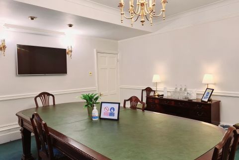 Serviced Office For Let, Guildhall Yard, Bank, London, United Kingdom, LON156