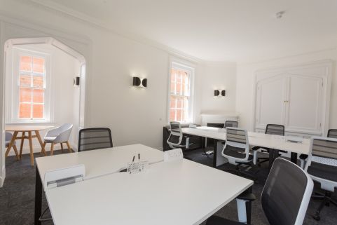 Rent Temporary Office Space, Green Street, Mayfair, London, United Kingdom, LON7040