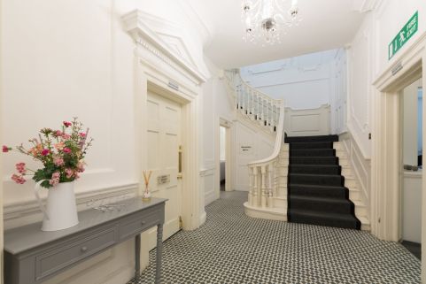 Furnished Offices, Queen Street, Mansion House, London, United Kingdom, LON5660