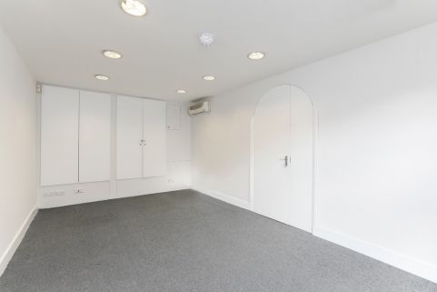 Temporary Office Space For Rent, Sutton Court Road, London, United Kingdom, LON6671